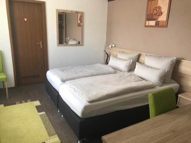 Hotel Am Bruennchen Oberbaar Экстерьер фото