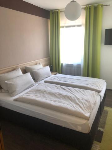 Hotel Am Bruennchen Oberbaar Экстерьер фото